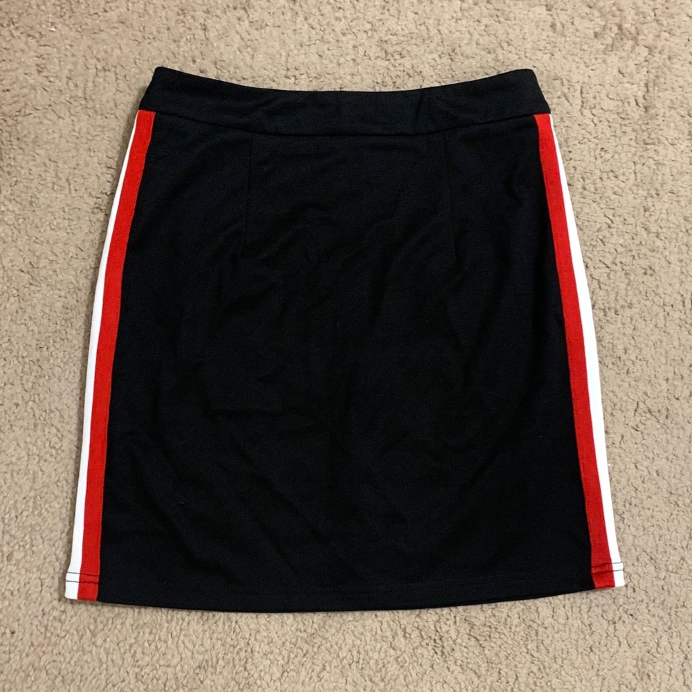 Black Pencil Skit With red/white stripe